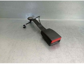 Recambio de enganche cinturon delantero derecho para renault clio iv 0.9 tce referencia OEM IAM 878177659R DEL DER 5 PUERTAS