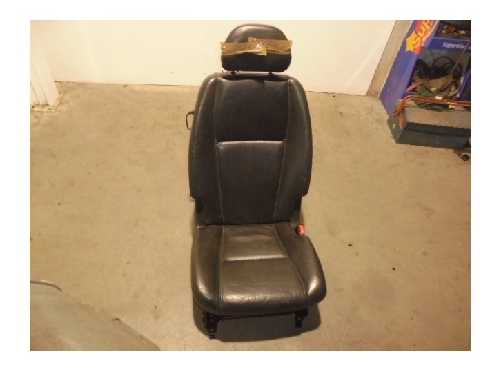 Recambio de asientos trasero derecho para volvo xc90 t6 executive geartronic (5 asientos) referencia OEM IAM CUERO NEGRO 5 PUER