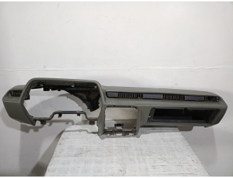 Recambio de salpicadero para talbot solara 1.6 referencia OEM IAM 5611530 