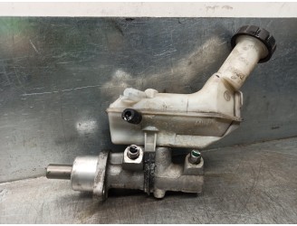 Recambio de bomba freno para renault clio grandtour business referencia OEM IAM 8200129956E  