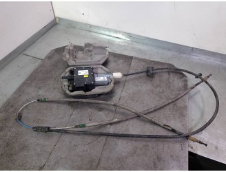 Recambio de freno de mano electrico para citroën ds5 2.0 hdi fap referencia OEM IAM 9677589580 0204779503 BOSCH