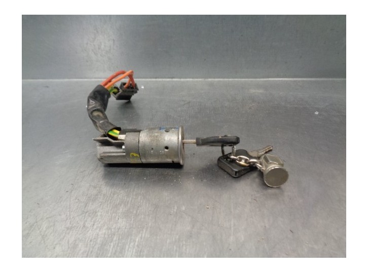 Replacement ignition switch for Renault Clio I Phase I+II (B/C57) 1.2 OEM IAM reference 7700805669 