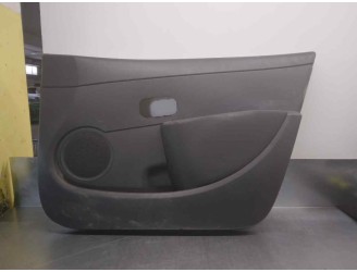 Recambio de guarnecido puerta trasera derecha para renault clio grandtour business referencia OEM IAM 8200293530  5 PUERTAS