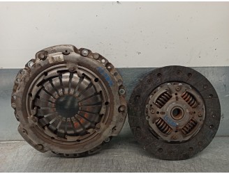 Recambio de kit embrague para renault clio grandtour business referencia OEM IAM 8200527569 301016758R 