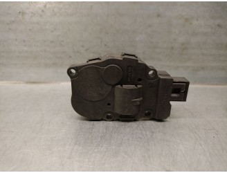 Recambio de motor apertura trampillas climatizador para bmw 2 active tourer (f45) 218 d referencia OEM IAM EFB4923 64119321034 C