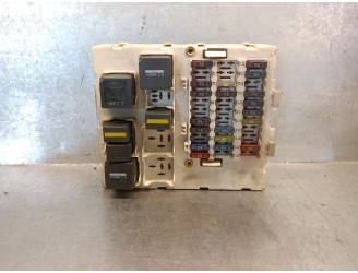 Recambio de caja reles / fusibles para ford transit connect (tc7) 1.8 tdci cat referencia OEM IAM 518774104 