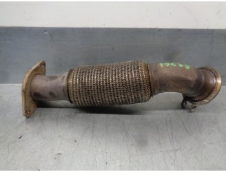 Recambio de tubo escape delantero para mercedes-benz clase a (w176) 1.5 cdi cat referencia OEM IAM A2464901410 A2464901410 67702