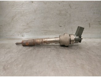 Recambio de inyector para bmw serie 1 berlina (e81/e87) 2.0 turbodiesel cat referencia OEM IAM 779844604 779844604 04455110289 B