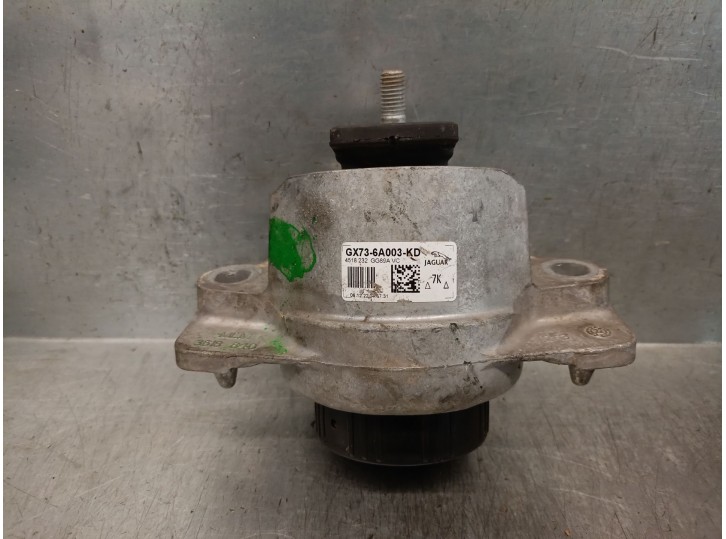 Replacement right engine mount for Jaguar XE (X760) 2.0 D OEM IAM reference GX736A003KD T4N13011 