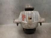 Replacement right engine mount for Jaguar XE (X760) 2.0 D OEM IAM reference GX736A003KD T4N13011 