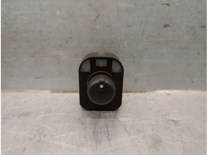 Recambio de mando retrovisor para audi a4 b7 (8ec) 2.5 tdi referencia OEM IAM 8E0959565 