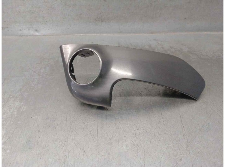 Recambio de moldura para citroën ds5 2.0 hdi fap referencia OEM IAM 9670601177  