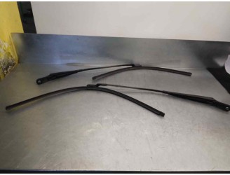 Recambio de brazo limpia delantero derecho para peugeot 3008 referencia OEM IAM 9683098980  