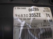 Recambio de guarnecido puerta delantera derecha para peugeot 3008 referencia OEM IAM 96830355ZE 5P