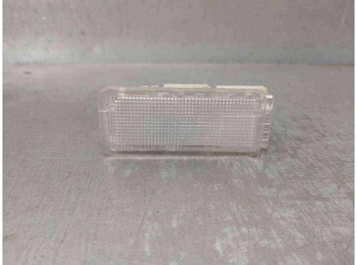 Recambio de luz interior para citroën ds5 2.0 hdi fap referencia OEM IAM 9800444780  