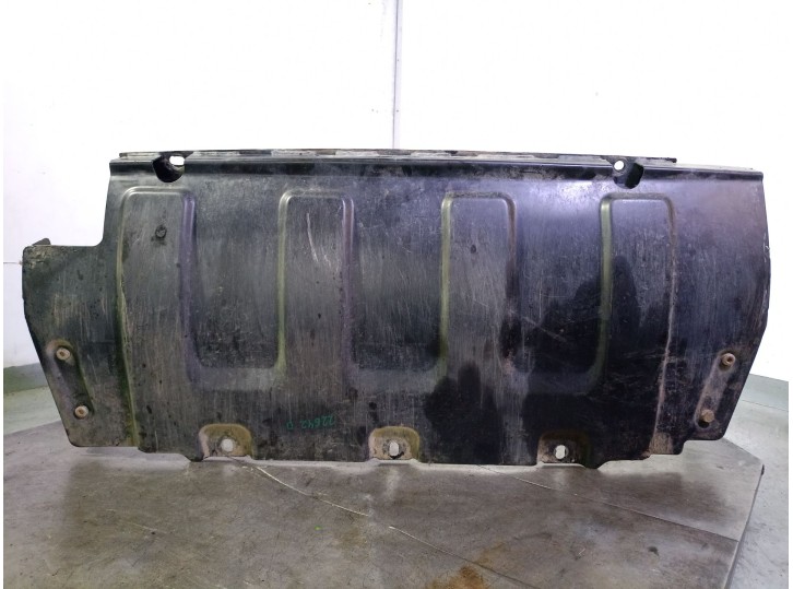 Recambio de cubrecarter para mercedes-benz clase g (w463) g 500 (463.260, 463.261) referencia OEM IAM A4635244700  