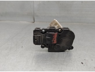 Recambio de motor apertura trampillas climatizador para mercedes-benz clase a (w176) 1.5 cdi cat referencia OEM IAM CZ1139301710