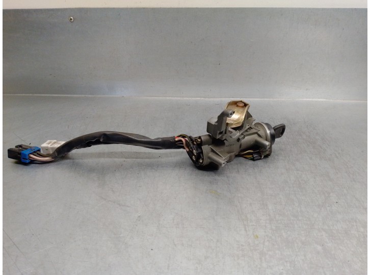 Recambio de conmutador de arranque para kia shuma ii 1.6 cat referencia OEM IAM 47361B 