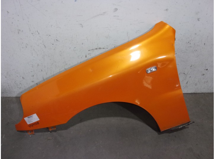 Recambio de aleta delantera izquierda para daewoo lanos hurricane referencia OEM IAM 96221072 NARANJA 