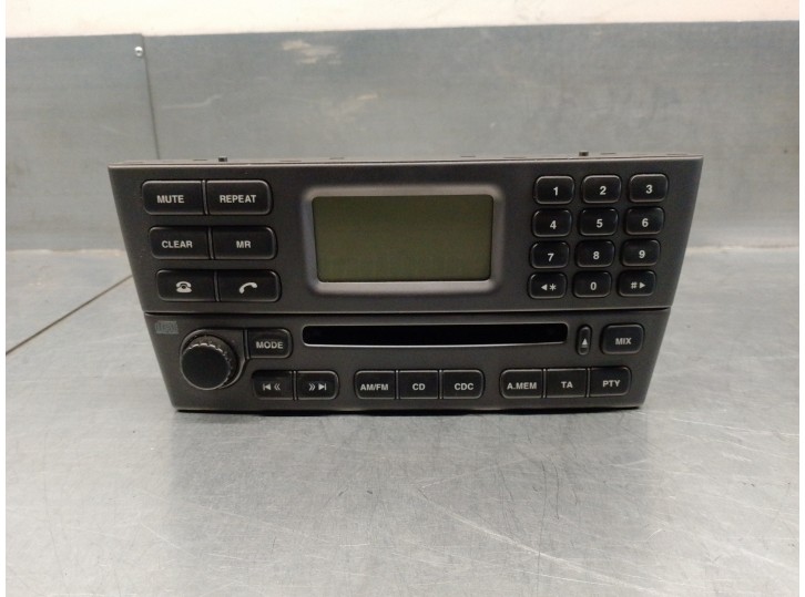 Replacement audio system / CD radio for Jaguar X-Type 2.0 Diesel CAT OEM IAM reference 4X4318B876AC C2S16821 