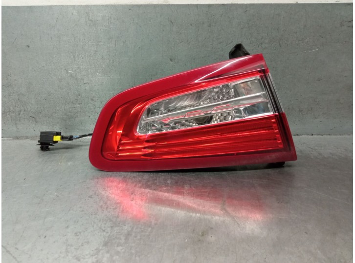 Recambio de piloto trasero porton iz para citroën ds5 2.0 hdi 165 referencia OEM IAM 9803168080  