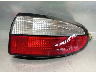 Recambio de piloto trasero derecho para daewoo lanos hurricane referencia OEM IAM 96304619 DE ALETA 5 PUERTAS