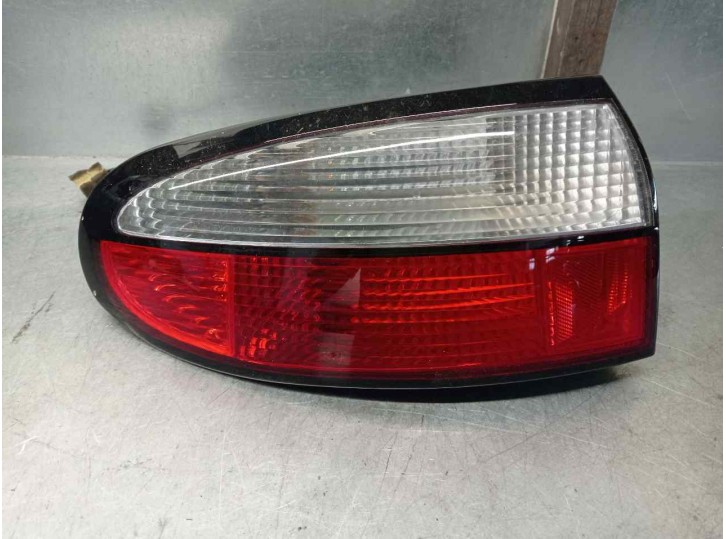Replacement left rear light for daewoo lanos hurricane OEM IAM reference 96304618 FENDER 5 DOORS