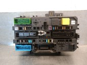 Recambio de caja reles / fusibles para opel zafira b 1.7 16v cdti referencia OEM IAM 13268286 HELLA