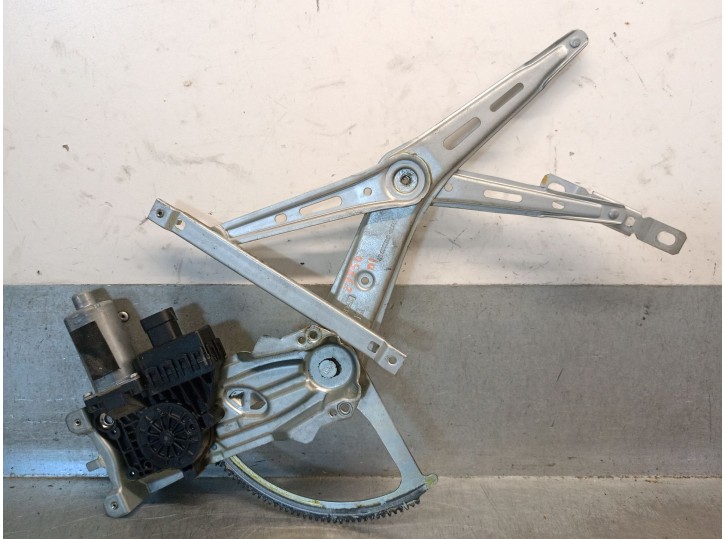 Recambio de elevalunas delantero izquierdo para opel zafira b 1.7 16v cdti referencia OEM IAM 994886101 6207143 BROSE