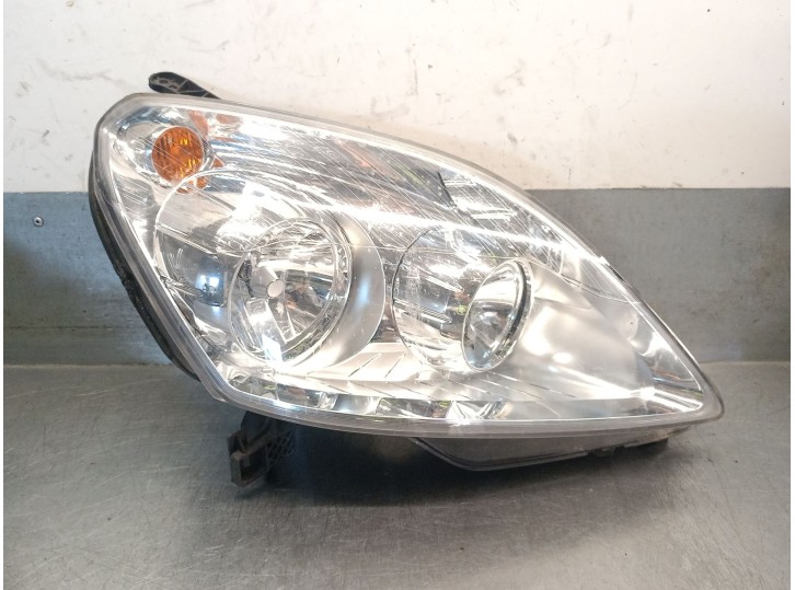 Recambio de faro derecho para opel zafira b 1.7 16v cdti referencia OEM IAM 4421149R 93190409 