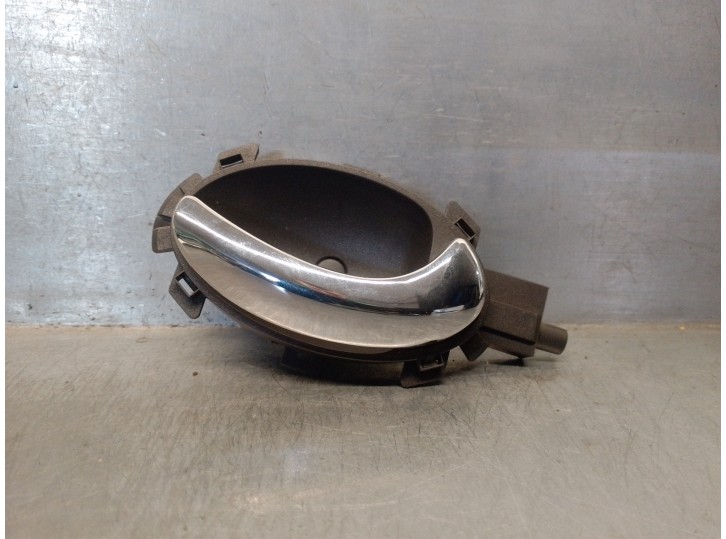 Recambio de maneta interior delantera derecha para mg serie 75 (rj) 2.0 16v cdt referencia OEM IAM 204D2 