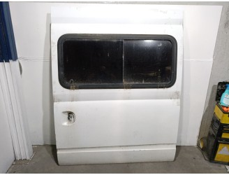 Recambio de puerta lateral corredera izquierda para maxus 3.9t 17s 120 m-bus vespino 130e referencia OEM IAM 5611914 