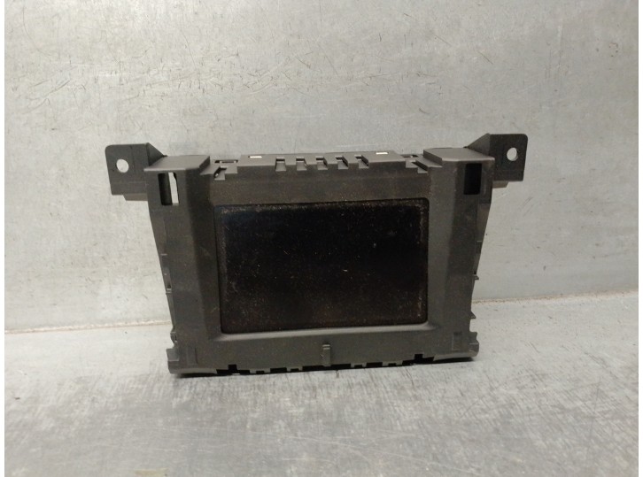 Recambio de pantalla multifuncion para opel astra gtc 1.9 cdti referencia OEM IAM 13208089  