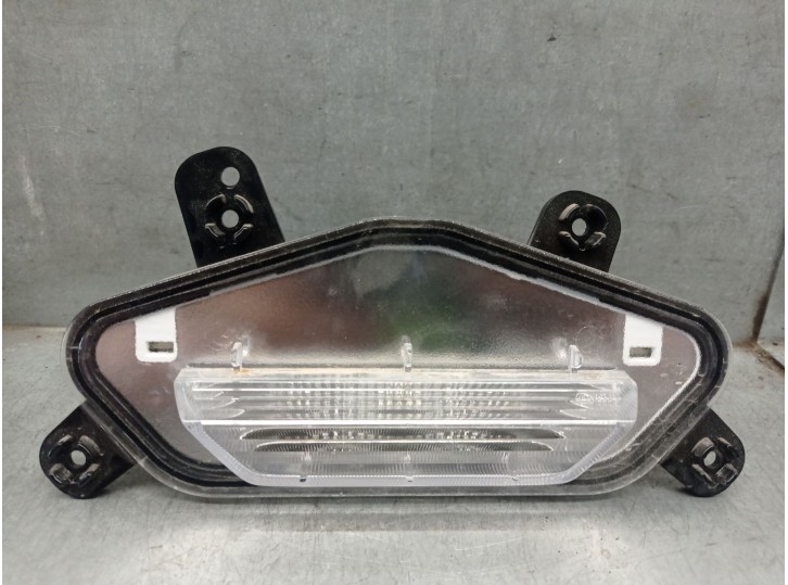 Recambio de piloto trasero central para kia sportage v (nq5) 1.6 t-gdi referencia OEM IAM 924A3R2000 20240725