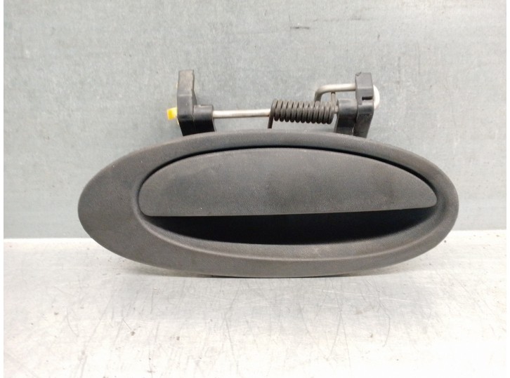Recambio de maneta exterior delantera derecha para renault laguna (b56) 1.6 referencia OEM IAM 7700821374  5 PUERTAS