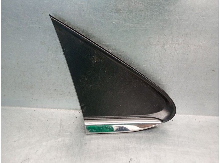 Replacement trim molding for Opel Mokka / Mokka X (J13) 1.4 (_76) OEM IAM reference 95327348 