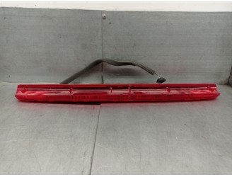Recambio de luz central de freno para kia sportage v (nq5) 1.6 t-gdi referencia OEM IAM 92700R2000 