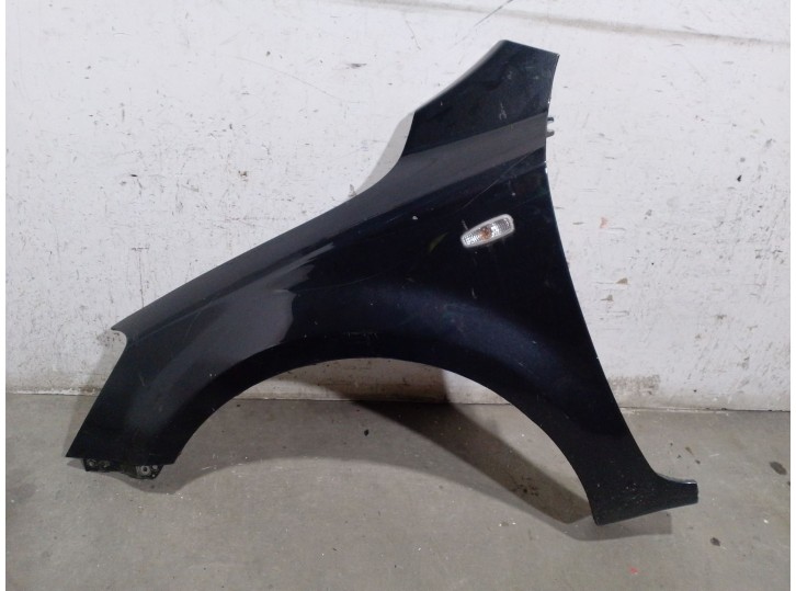 Recambio de aleta delantera izquierda para kia cee´d hatchback (ed) 1.6 crdi 115 referencia OEM IAM 663111H010 663111H010 