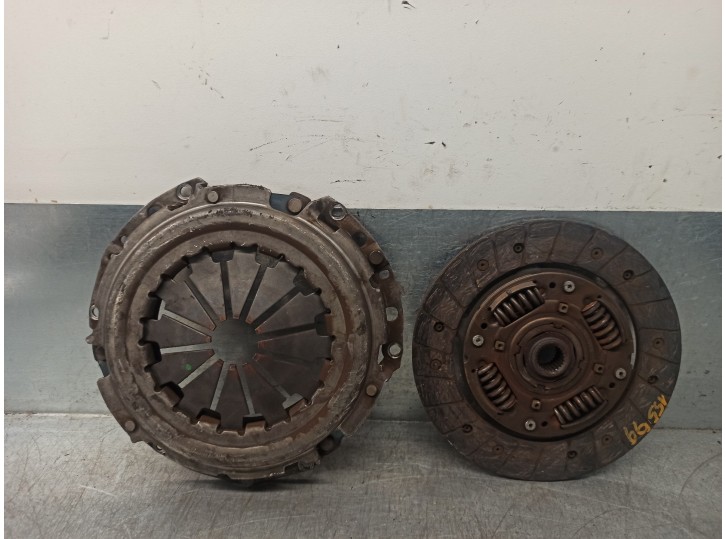 Recambio de kit embrague para volkswagen polo berlina (6n2) trendline referencia OEM IAM   