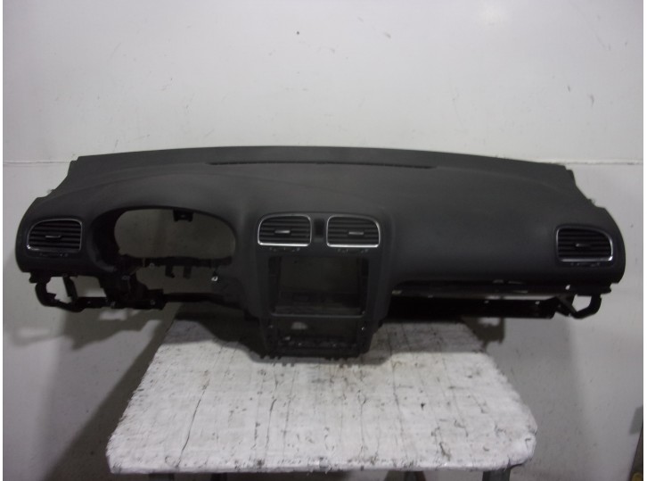 Recambio de salpicadero para volkswagen golf vi (5k1) 1.6 tdi dpf referencia OEM IAM 5K1857001A NEGRO 