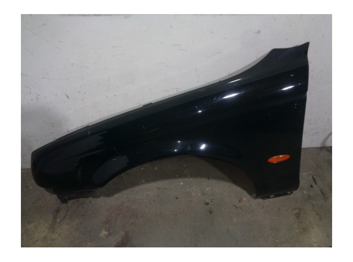 Recambio de aleta delantera izquierda para jaguar s-type 2.7 v6 diesel executive referencia OEM IAM XR826897 VERDE 