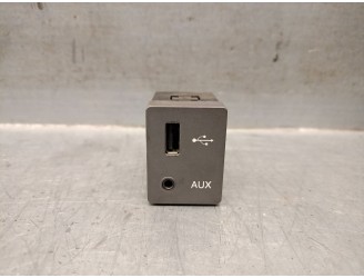 Recambio de modulo electronico para ssangyong rodius ii 2.0 xdi referencia OEM IAM 299117682 8910021500HEK 