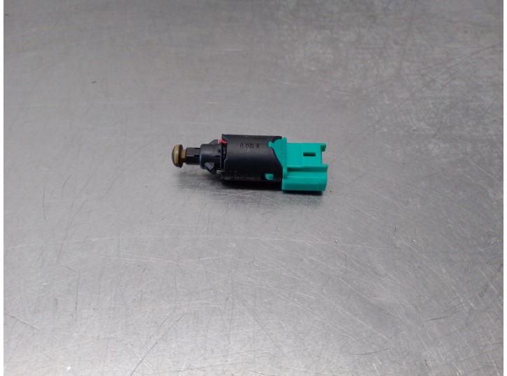 Recambio de interruptor para peugeot 5008 1.6 hdi fap cat (9hz / dv6ted4) referencia OEM IAM 9650688480 