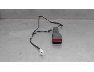 Recambio de enganche cinturon delantero derecho para citroën c1 1.0 vti referencia OEM IAM 308605910 DELANTERO DERECHO 5 PUERTAS