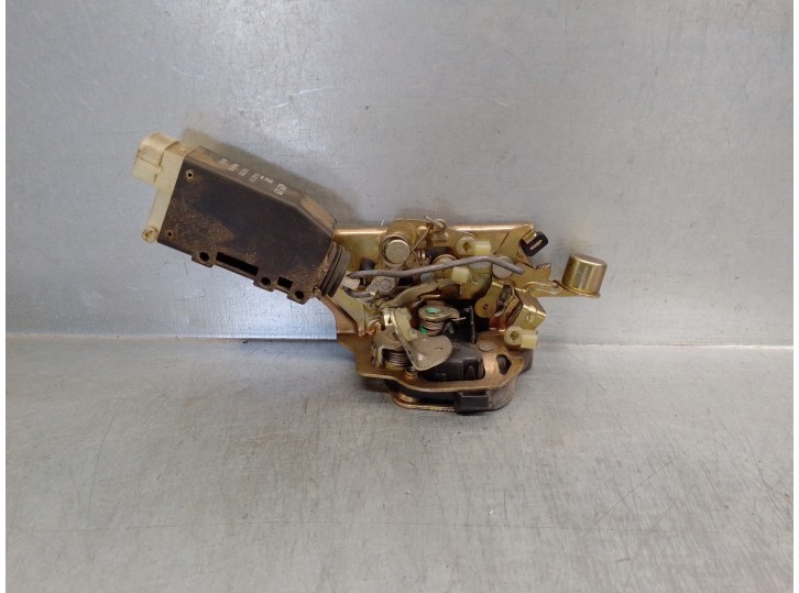 Replacement left rear door lock for Opel Astra F Saloon 1.6 CAT OEM IAM reference 90493703 3 PINS 5 DOORS