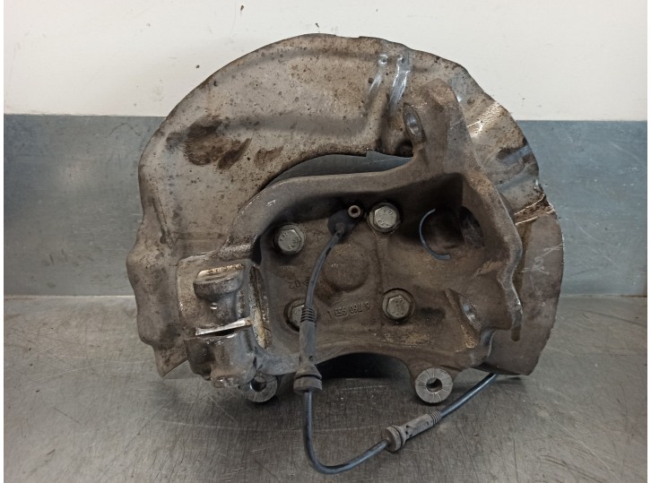 Recambio de mangueta delantera izquierda para bmw serie 5 berlina (e60) 3.0 turbodiesel cat referencia OEM IAM 6760953 