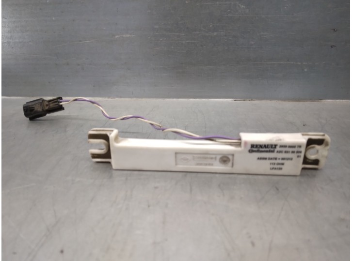 Recambio de antena para renault clio iv 1.5 dci diesel fap energy referencia OEM IAM 285900007R A2C53158506 CONTINENTAL