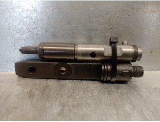 Recambio de inyector para opel astra g berlina 2.0 dti referencia OEM IAM 09202472 0432193525 BOSCH