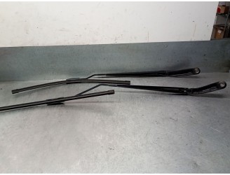 Recambio de brazo limpia delantero derecho para chrysler grand voyager v (rt) 2.8 crd referencia OEM IAM 68028438AA 68028438AA 