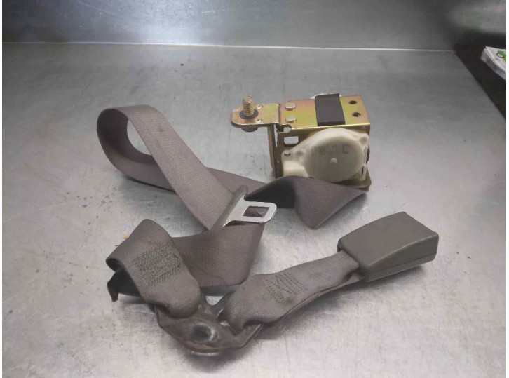 Recambio de cinturon seguridad trasero central para mg serie 600 (rh) 618 i referencia OEM IAM ECCB30EJ006  4 PUERTAS